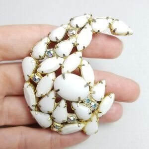 Vintage White Rhinestone Paisley Shape Brooch, Retro Large Lapel Pin, Estate